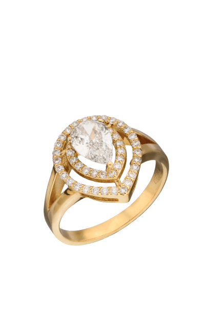 Ring i gult gull med pæreslipt diamant-halo