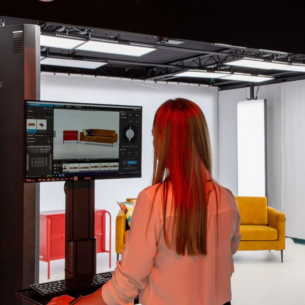 Kraftig belysning på Furniture Studio